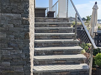 Neva ridge ashlar - house facade